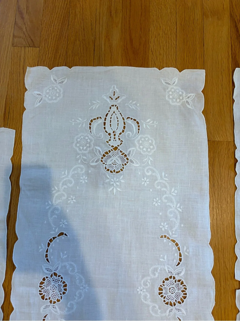Embroidered White Linen Table Runners and Placemats - Set of 4